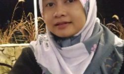 Seluruh Elemen Masyarakat: Pahlawan Stunting  Oleh : Septiana Juwita  Mahasiswa Program Doktor Penyuluhan Pembangunan / Pemberdayaan Masyarakat  Sekolah Pascasarjana Universitas Sebelas Maret Surakarta