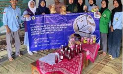 KEREN!!! DIGITAL MARKETING SEBAGAI MEDIA PEMASARAN UMKM DAN PENGURUSAN SETIFIKAT HALAL